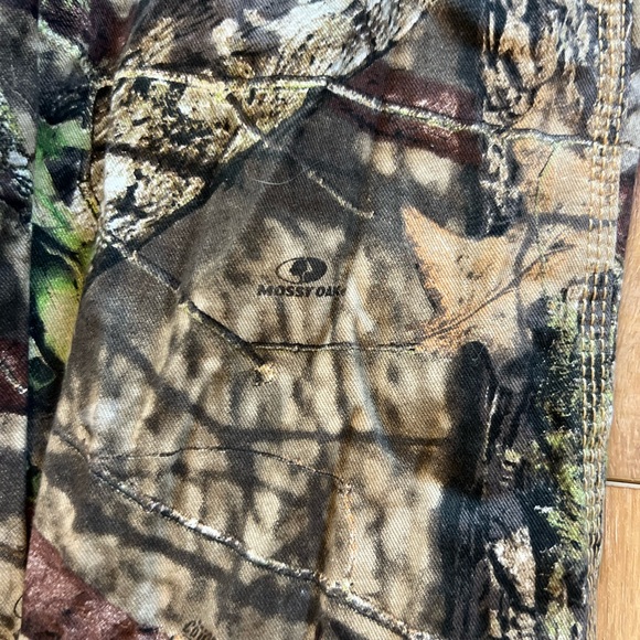 John Deere Mossy Oak Camo Overalls Youth Size 7 Unisex - Picture 8 of 13